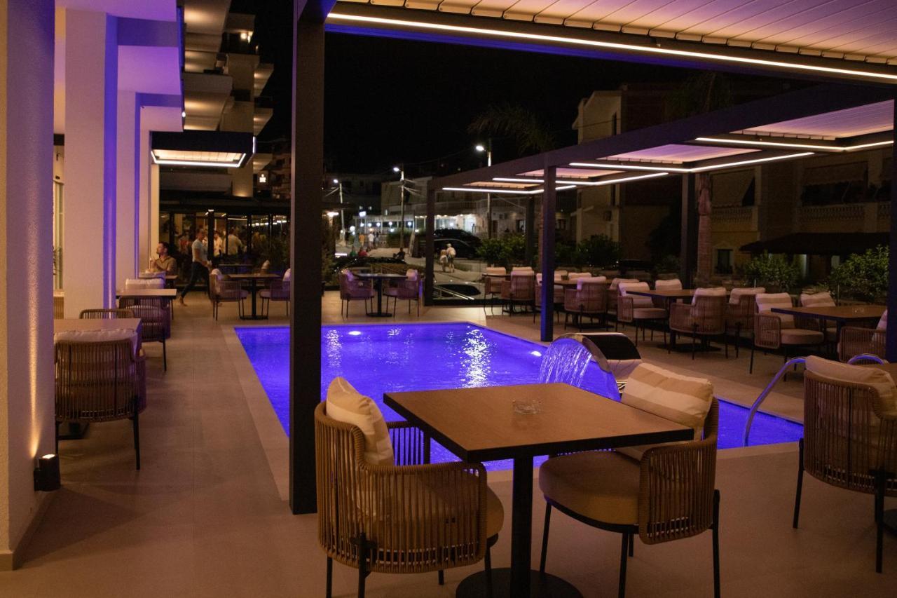 Colosseum Hotel Ksamil Exterior photo